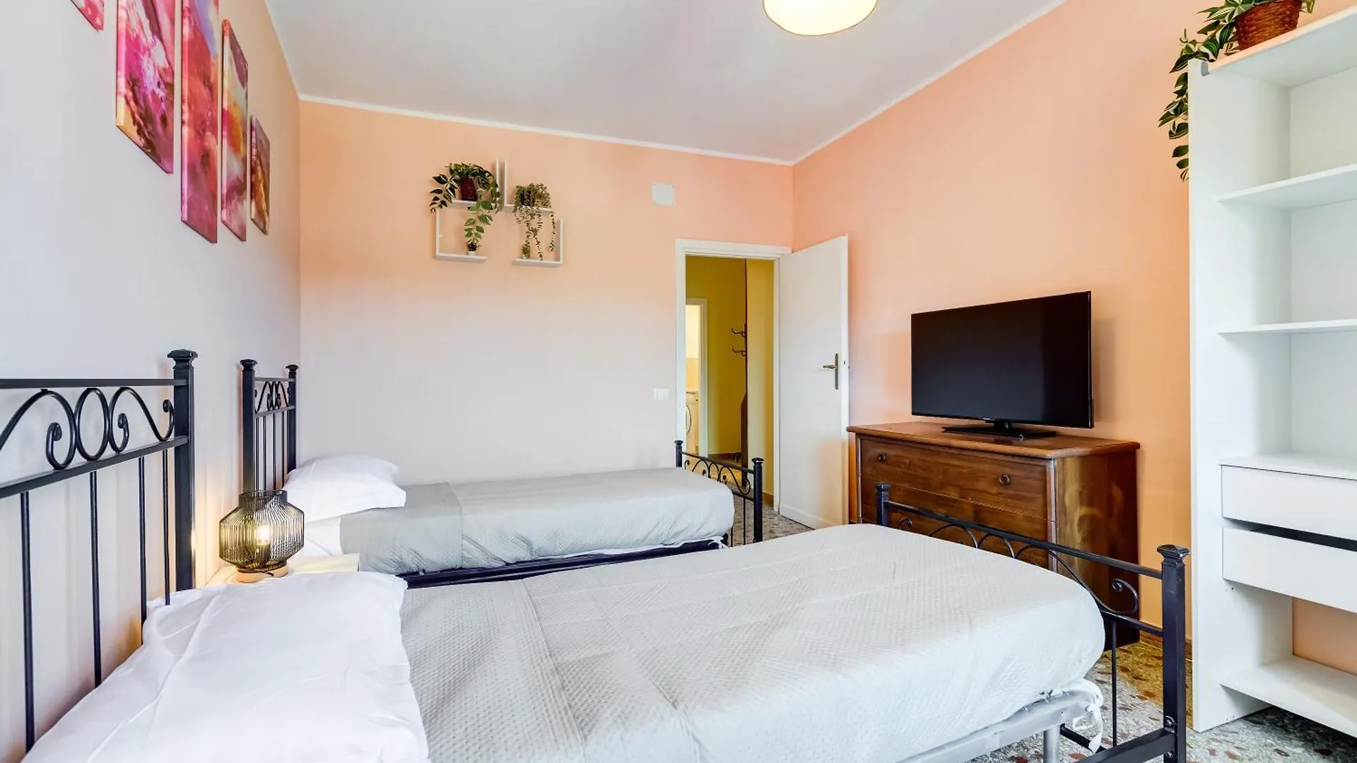 The Pope'S Oasis Near Trastevere And Historical Center Roma Italia
